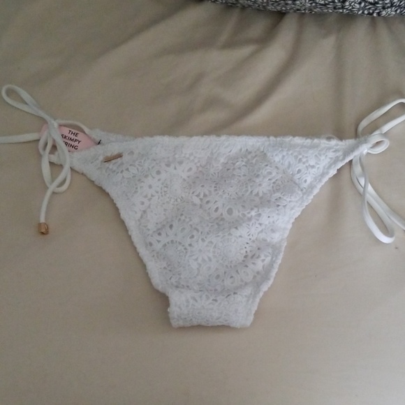 Victoria Secret Bathing suit bottom - Picture 3 of 3